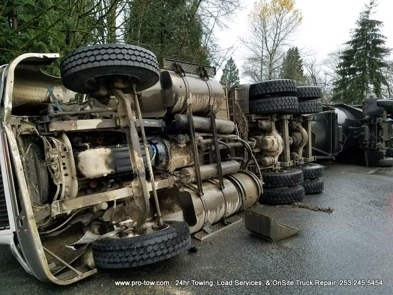 Overturned Hino on SR167 in Auburn, WA