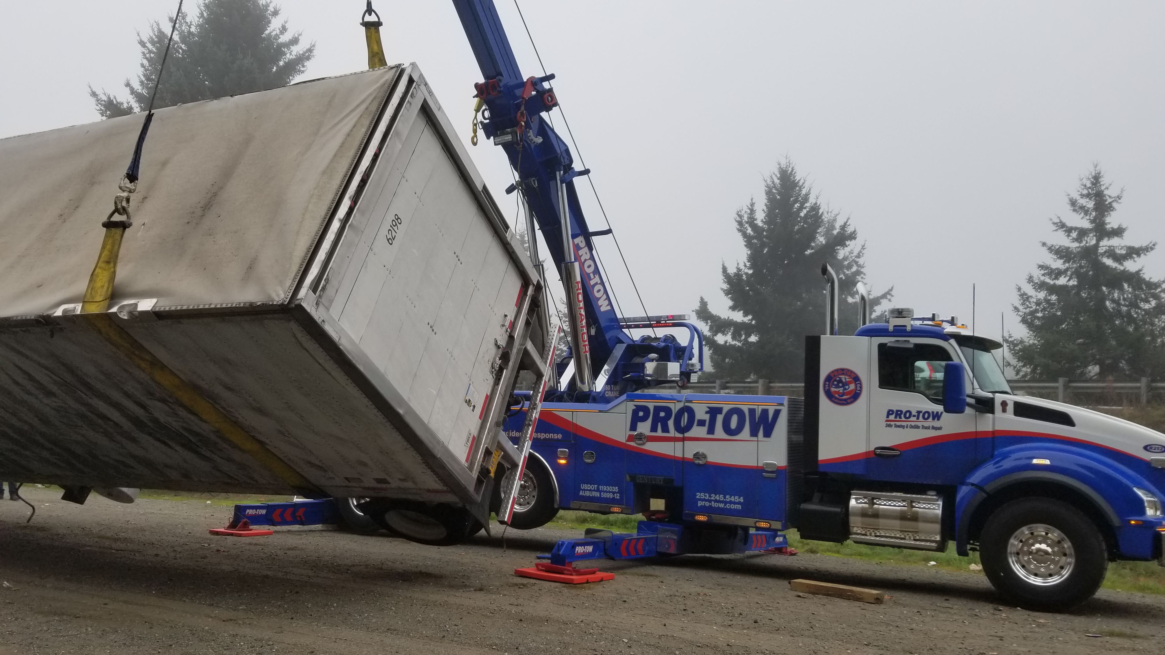 teamprotow auburn wa semi trailer towing (10) ProTow 24 Hr Towing