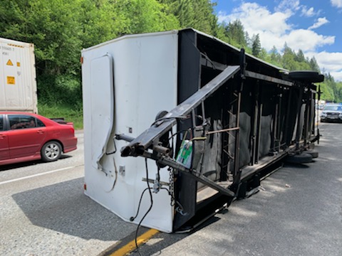 Camper Trailer Rollover Requires RV Recovery