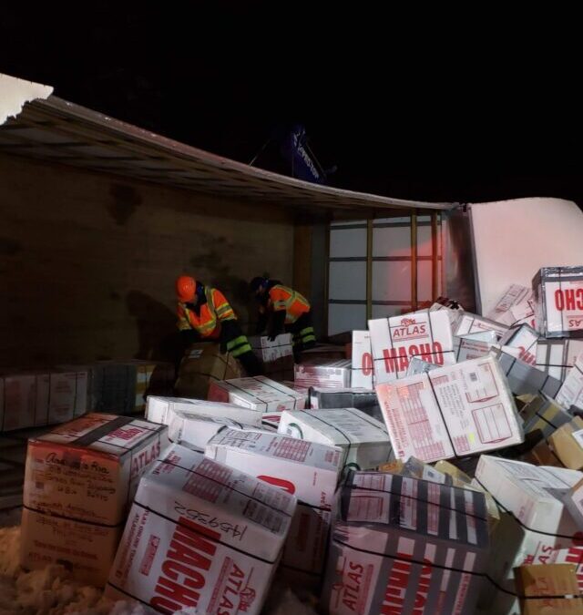 Snowy Box Truck & Cargo Recovery