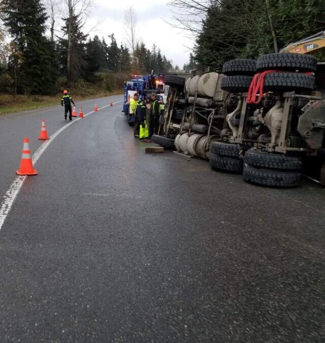Overturned Dump Truck in Kirkland, WA