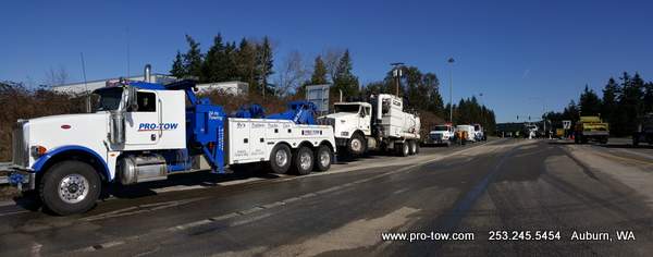 How to Stay Safe During Roadside Emergencies on Washington’s Busy Highways